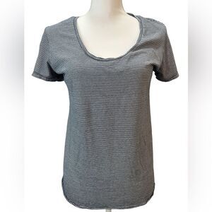 Frank & Eileen Tee Lab Navy and White Striped Tee Size Small